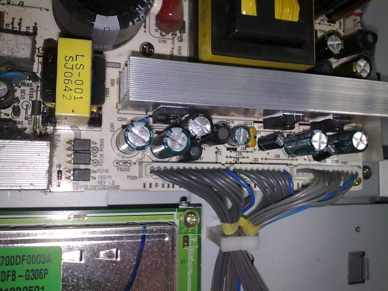 LG 32LC2DB.AEU (32LC2DBSCAEULLJP) televisore ricambi