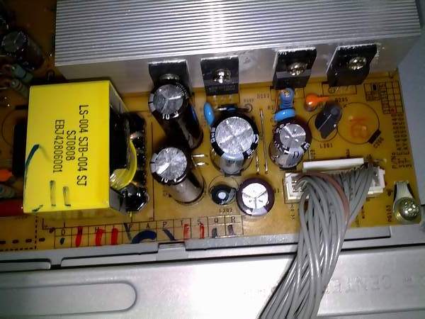 Inverteur Pour TV LG 32LG3000 - Réf. 2300KTG006A-F - Occasion